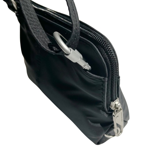 Travelon Anti-Theft RFID Protected Crossbody Bag - Picture 7 of 14